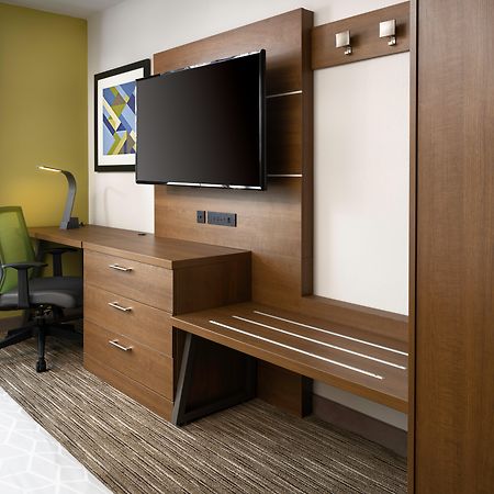 Holiday Inn Express Hotel & Suites Olive Branch By Ihg Exterior foto