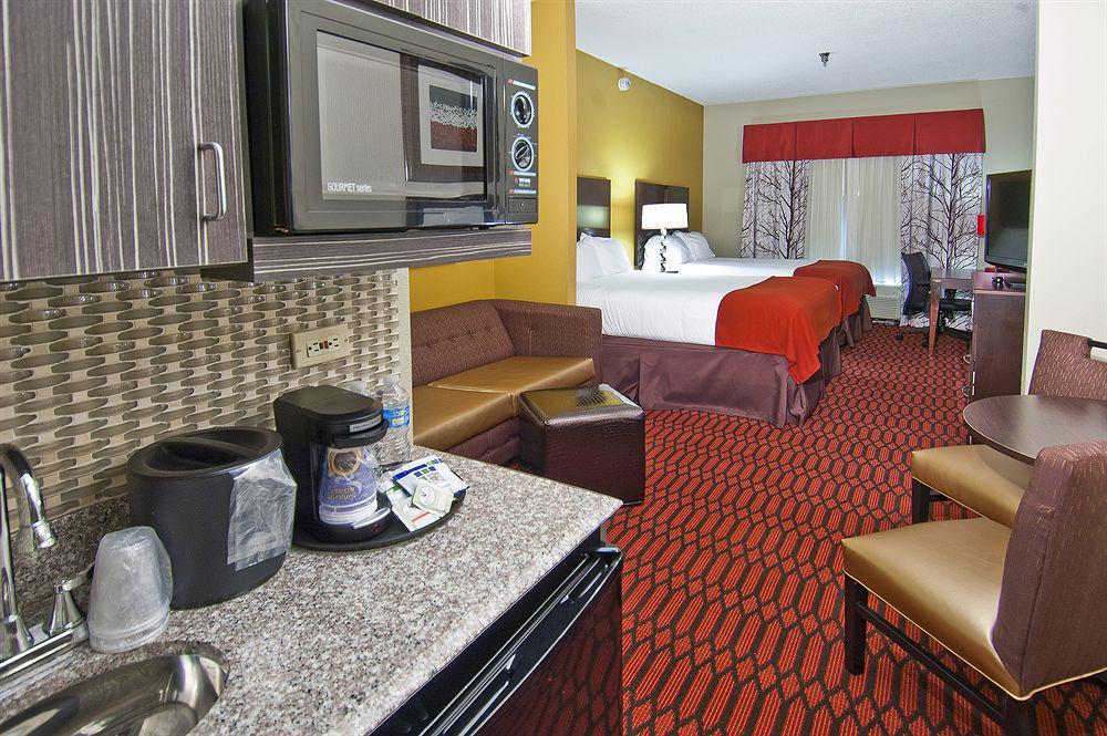 Holiday Inn Express Hotel & Suites Olive Branch By Ihg Exterior foto