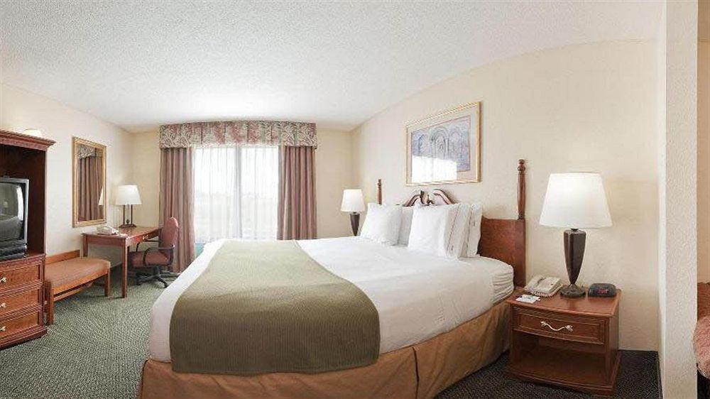Holiday Inn Express Hotel & Suites Olive Branch By Ihg Exterior foto