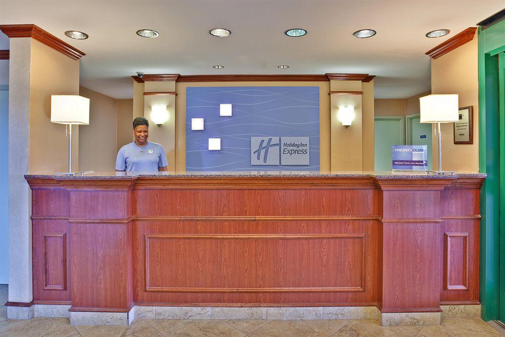 Holiday Inn Express Hotel & Suites Olive Branch By Ihg Interior foto
